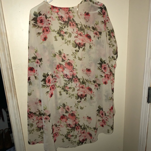 Floral Cover Up - Picture 2 of 5